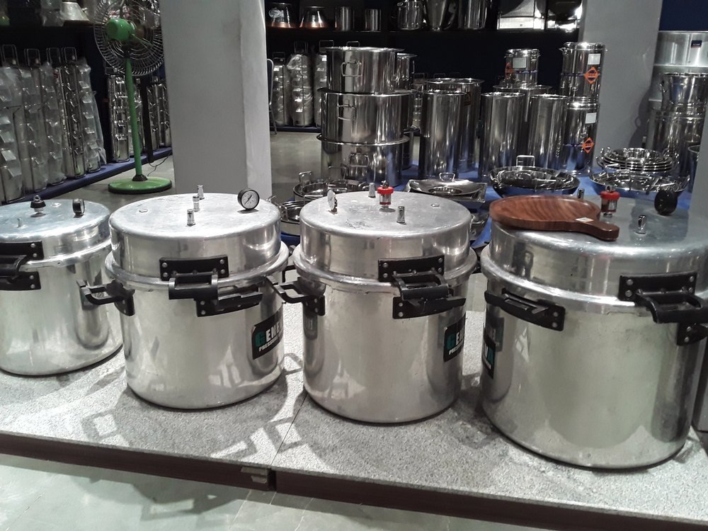 Miss Mary Pressure Cooker